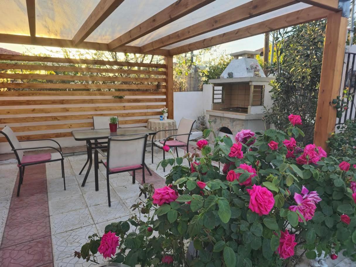 Apartamento Seas The Moment Nea Kallikrateia Exterior foto